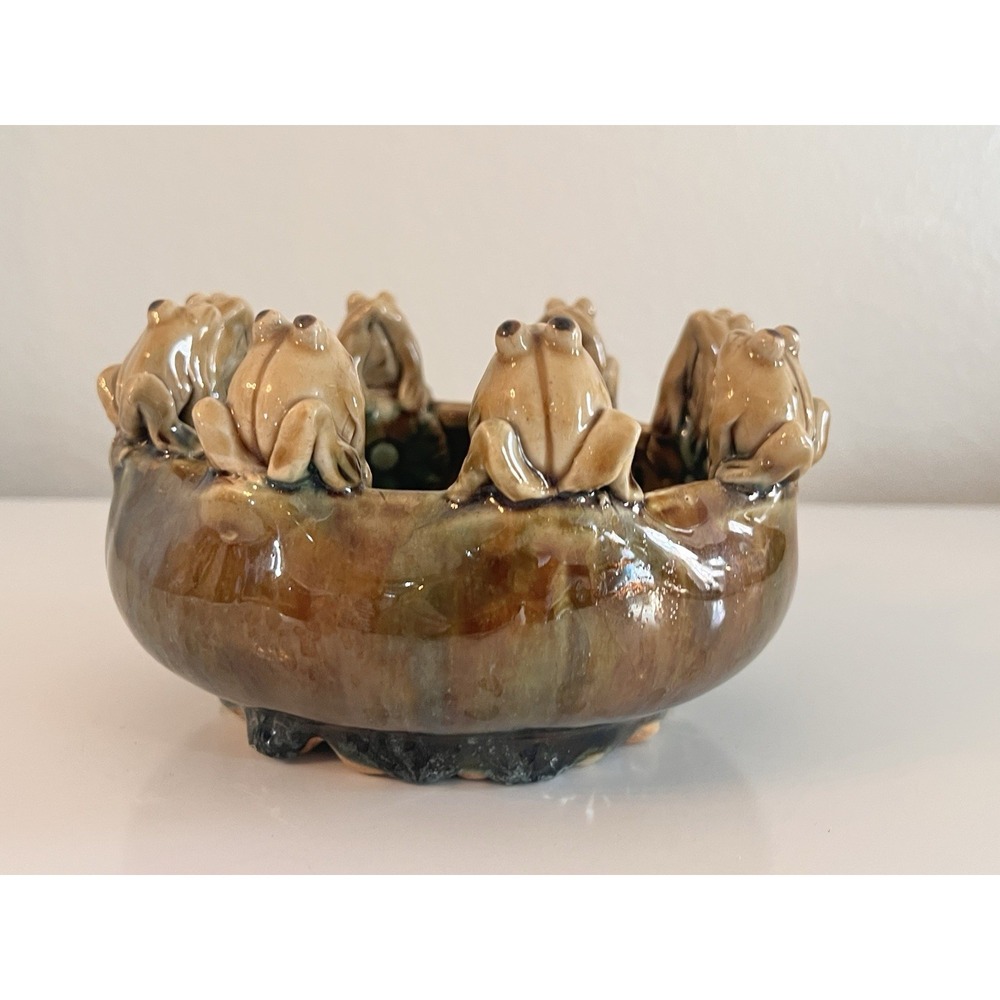 VTG Majolica Frog Bowl Planter 8 Frogs Lily Pads Ceramic Toad 6 In EUC